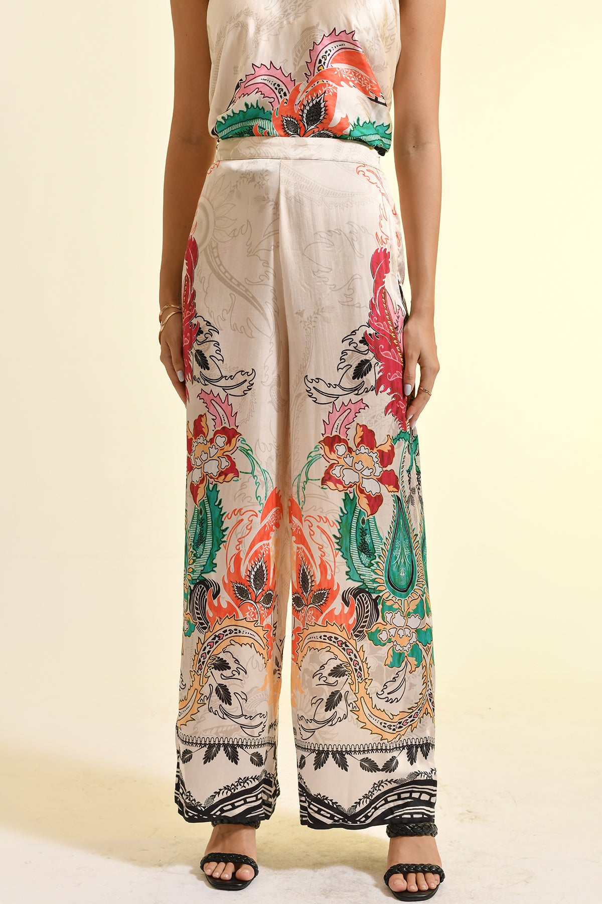 Neckholder-Top aus Linne