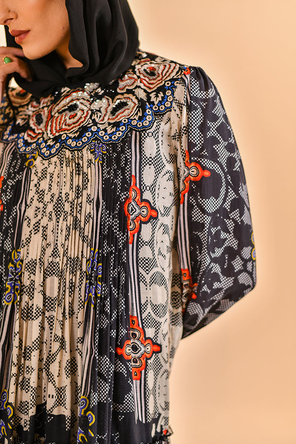 NOIR BLOOM MAXI DRESS