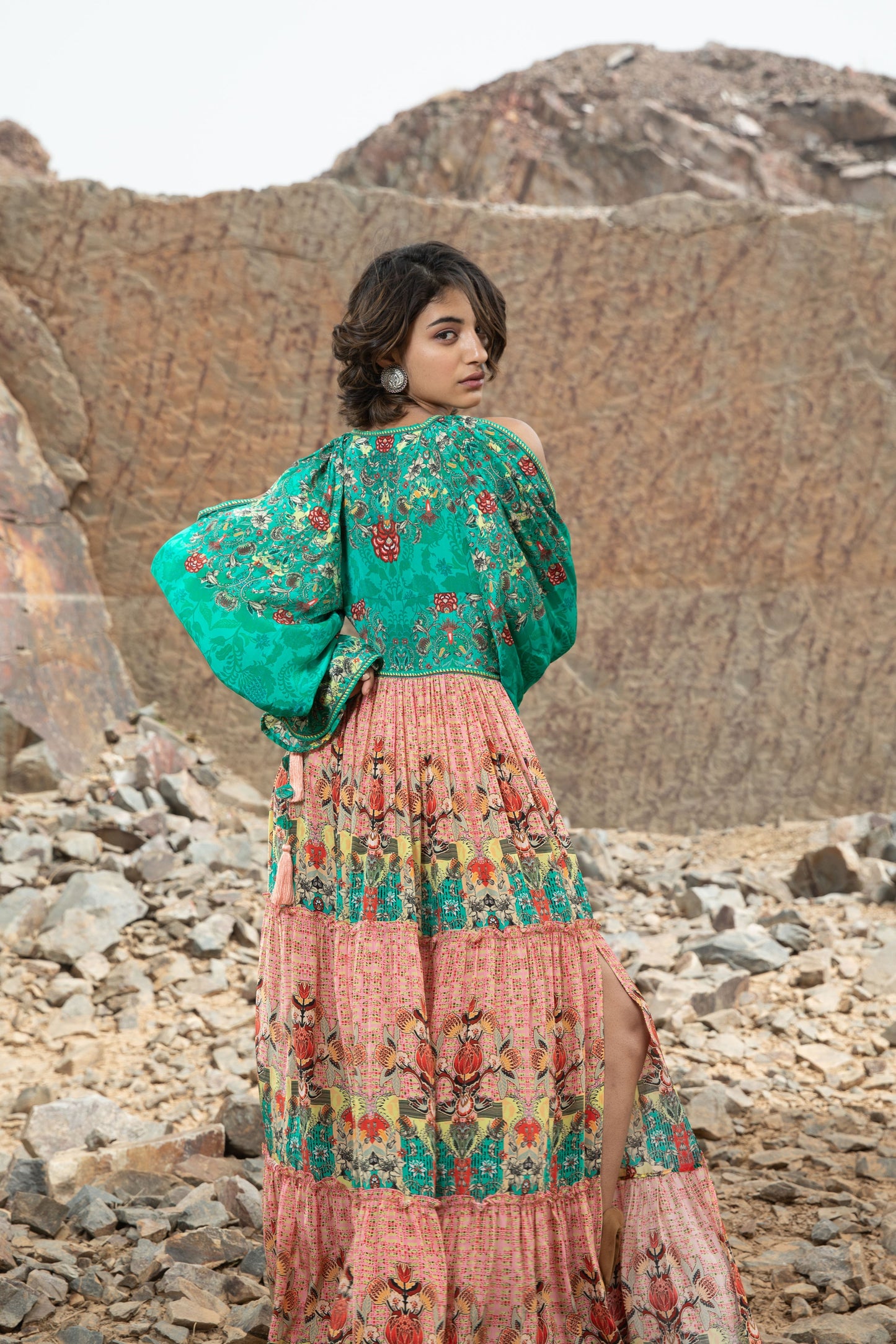 Abyss – Schulterfreies Maxikleid