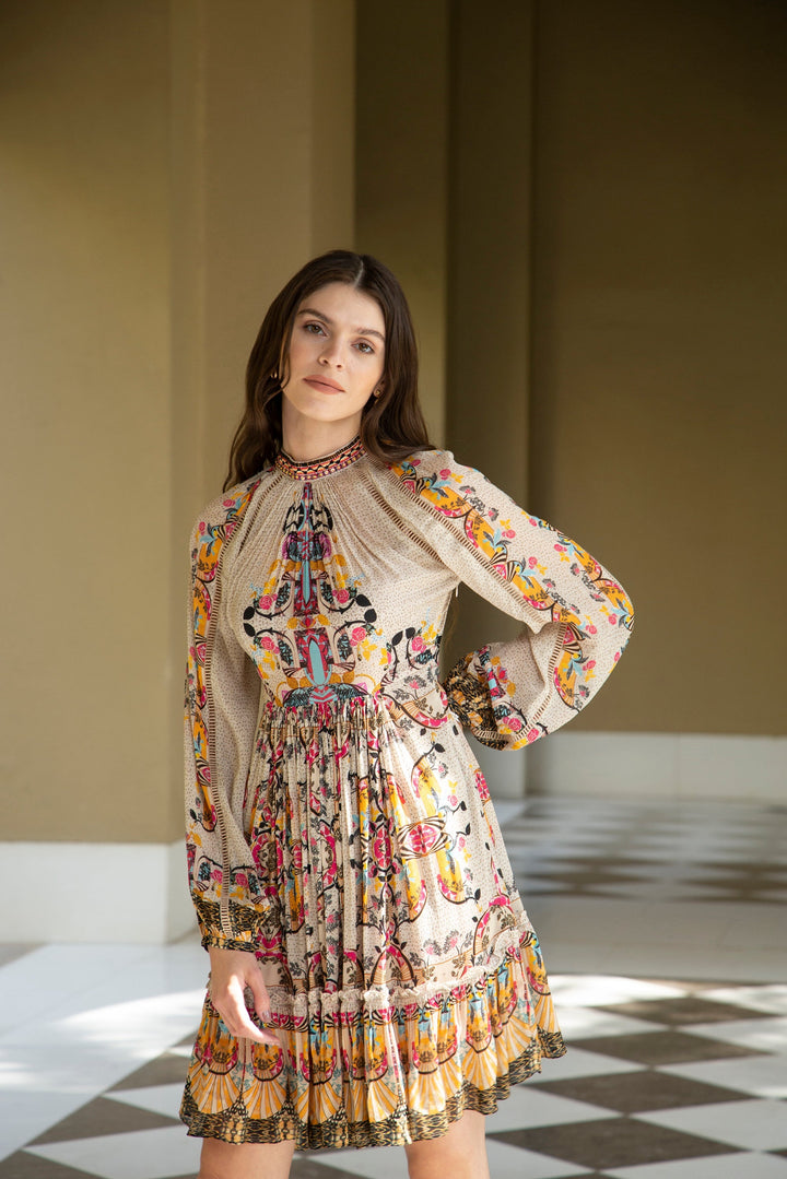Willow – Stufen-Minikleid
