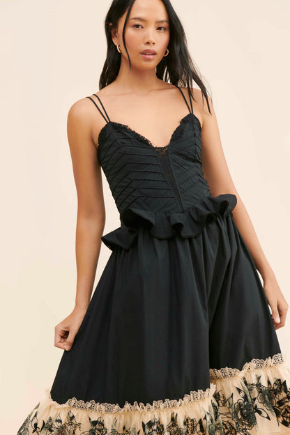 NOIR ÉLAN MAXI DRESS