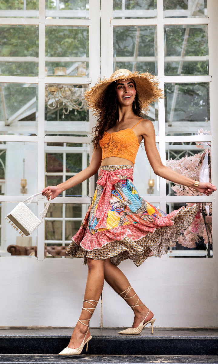 Camella – Midirock mit Rüschen und Bindeband vorn