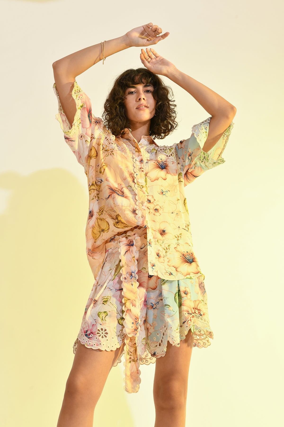 Neckholder-Top aus Linne