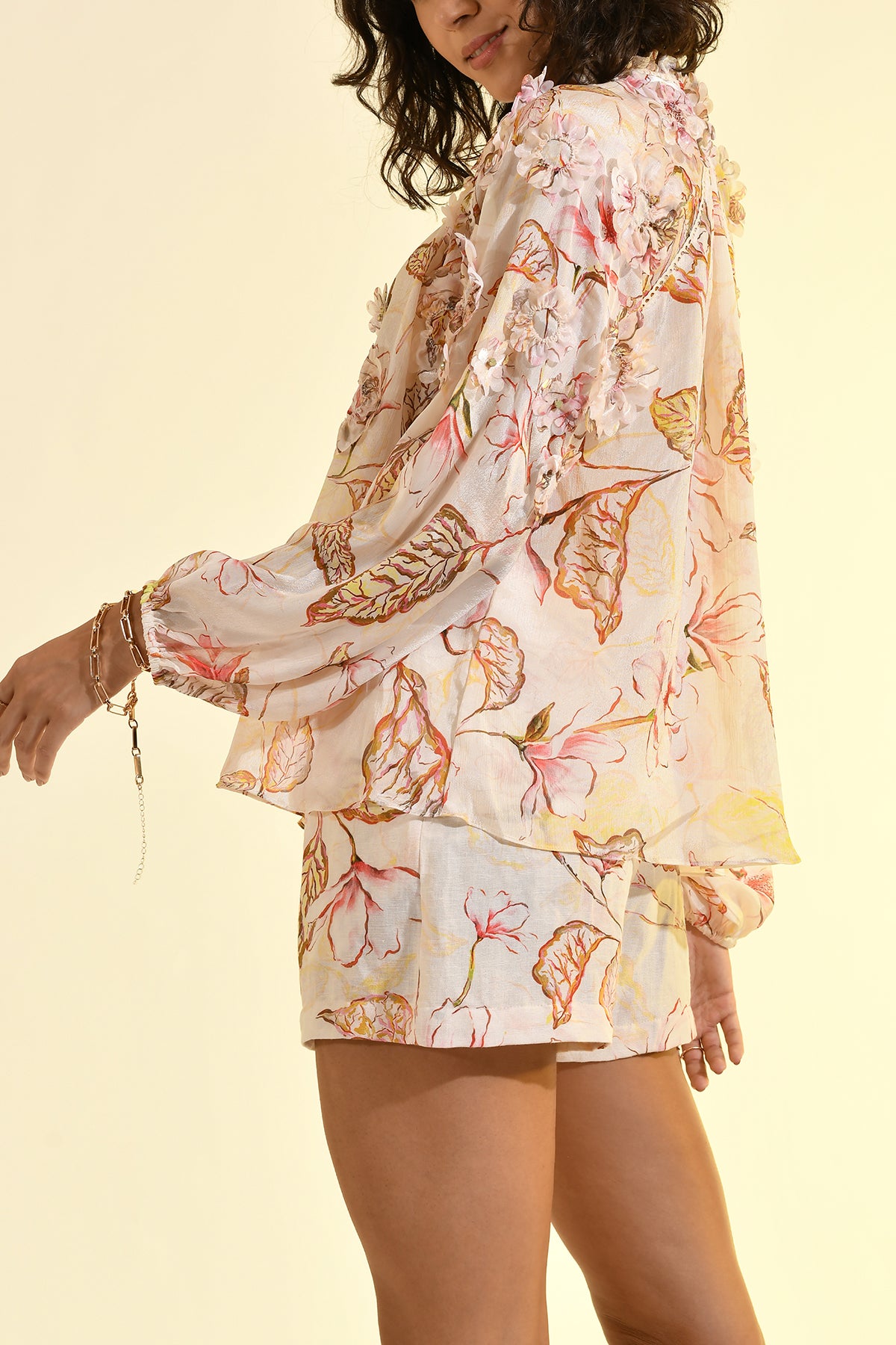 FLORAL BLUSH TOP